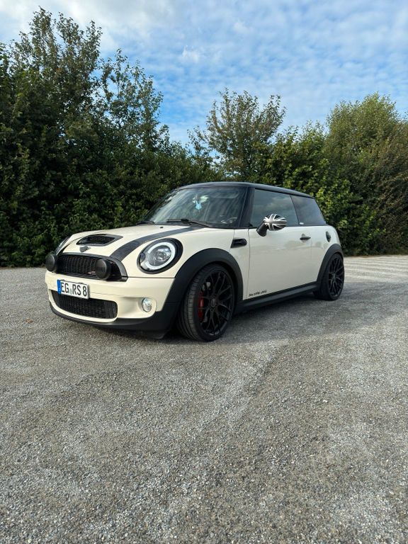 Mini John Cooper Works 2009