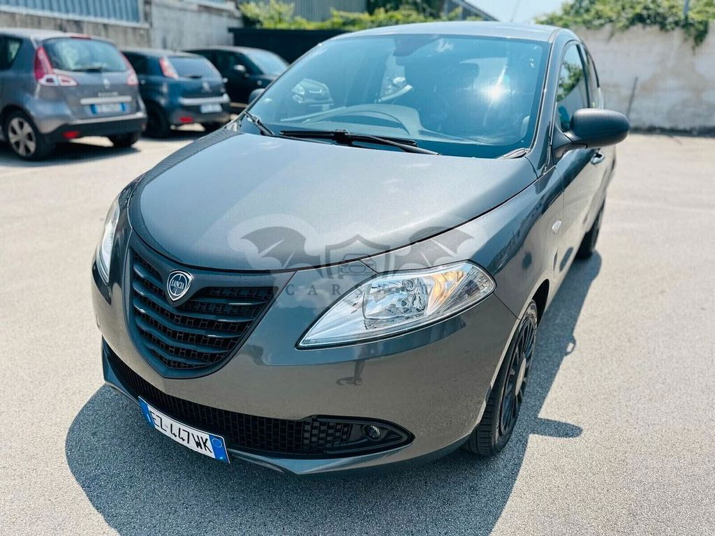 Lancia Ypsilon 2015