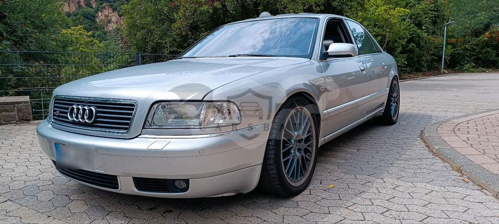 Audi A8 1999