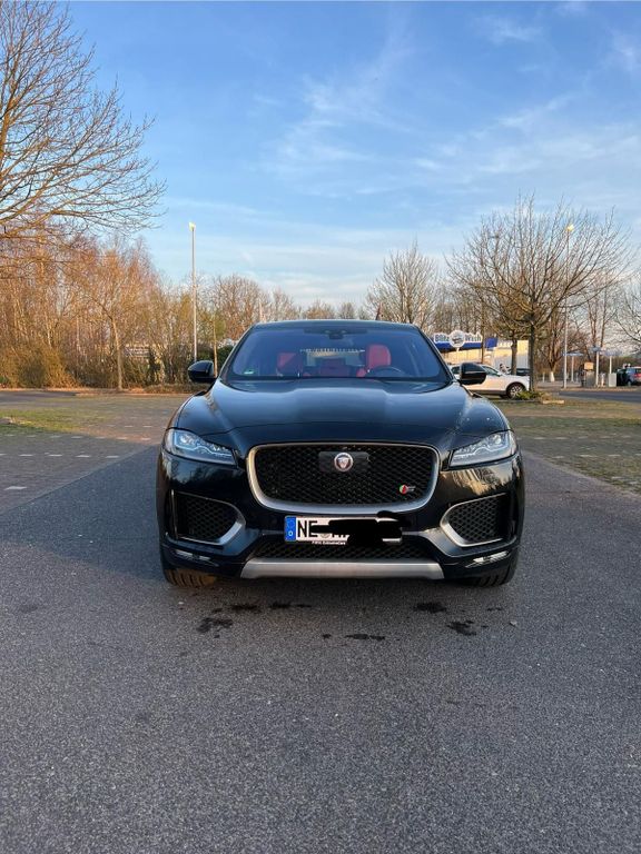 Jaguar F-Pace 2017
