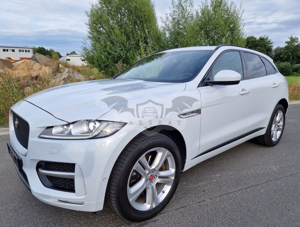 Jaguar F-Pace 2016