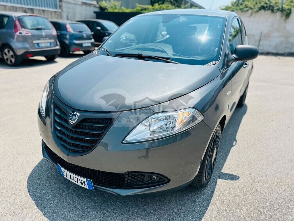 Lancia Ypsilon 2015