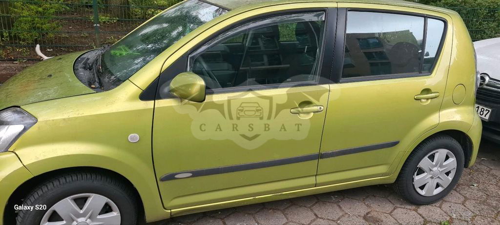 Daihatsu Sirion 2012