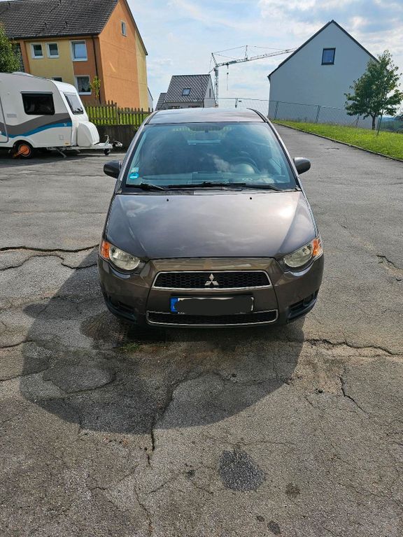 Mitsubishi Colt 2011