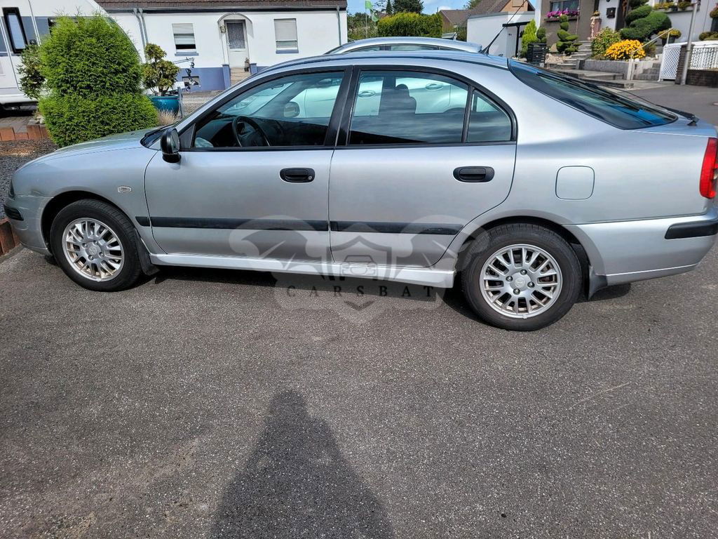 Mitsubishi Carisma 2004