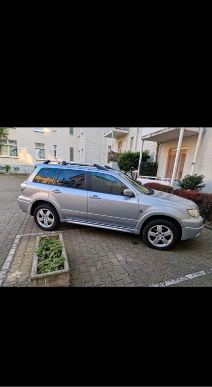 Mitsubishi Outlander 2006